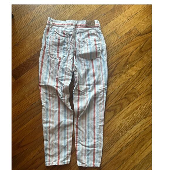 American Eagle High Rise Mom Jeans – Women’s 00 Extra Short - Picture 10 of 10